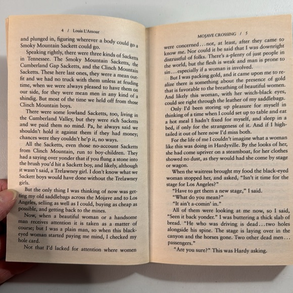 📚2/$6  2-Book Bundle Louis L’Amour - Picture 10 of 16
